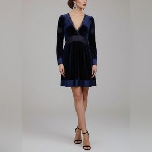 PINKO Navy Velvet Silk Mini Dress V-Neck Long Sleeve Sz 6 Classic Glamour Event